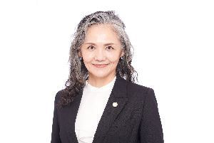 行政書士　前田あきぼ